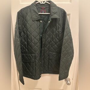 UNTUCKit Green Raincoat Lightweight Quilted Design
